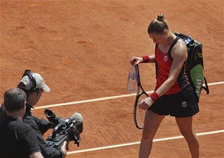 Roland Garros: Federer en cuartos; Zvonareva afuera Roland Garros: Federer en cuartos; Zvonareva afuera