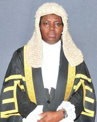 UGANDA Primera presidenta del parlamento cambia paisaje político UGANDA Primera presidenta del parlamento cambia paisaje político