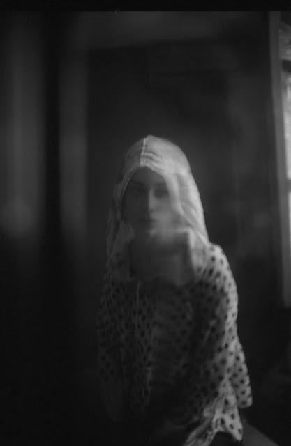 ...como un parásito ...como un parásito