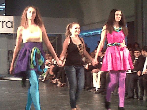 ScreenHunter_10 May. 30 17.43 Creanavarra Moda (II). El desfile