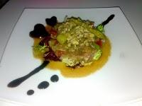 Tartar de atún a la vinagreta de nueces Tartar de atún a la vinagreta de nueces