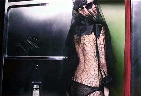 Fall 2011 Chanel ad campaign - styled by Carine Roitfeld Fall 2011 Chanel ad campaign - styled by Carine Roitfeld