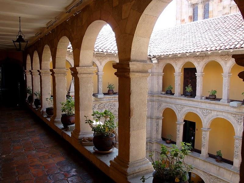 patio interior del museo