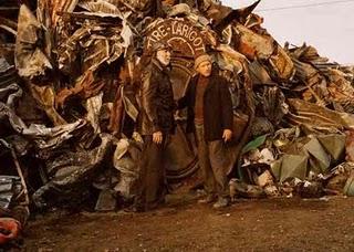 Micmacs à tire-larigot - Jean-Pierre Jeunet (2009) Micmacs à tire-larigot - Jean-Pierre Jeunet (2009)
