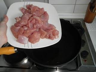 Estofado de pavo con pimientos del piquillo Estofado de pavo con pimientos del piquillo
