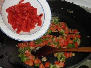 Estofado de pavo con pimientos del piquillo Estofado de pavo con pimientos del piquillo