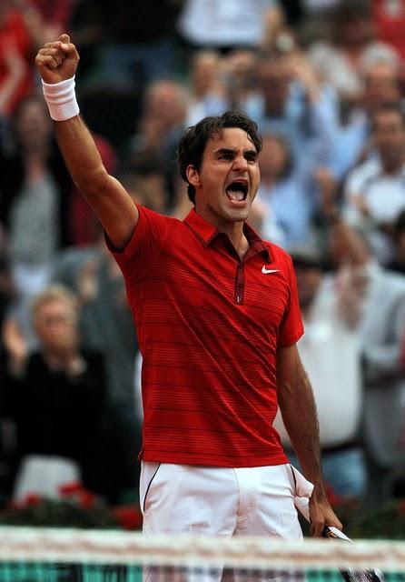 Roland Garros: Un inmenso Federer frenó a Djokovic y ahora irá por Nadal