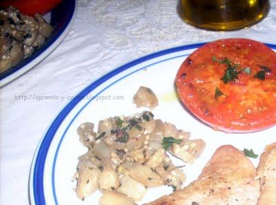 Filete de cerdo con guarnición de berengenas