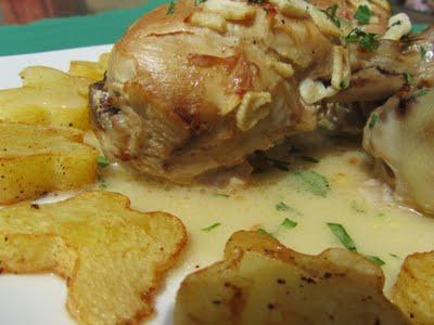 JAMONCITOS DE POLLO AL AJILLO JAMONCITOS DE POLLO AL AJILLO