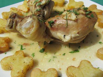 JAMONCITOS DE POLLO AL AJILLO JAMONCITOS DE POLLO AL AJILLO