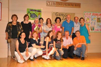 La escritora Ana Pomares en la entrega de premios del XVI Concurso Literario Grupo Leo 2011 en el Club Información de Alicante