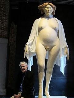 Exposición de Cornelis Zitman en el Nuevo Conde Duque. Exposición de Cornelis Zitman en el Nuevo Conde Duque.