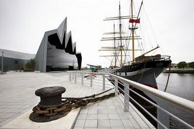 MUSEO DE GLASGOW RIVERSIDE DE TRANSPORTE COMPLETADO | ZAHA HADID