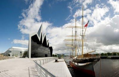 MUSEO DE GLASGOW RIVERSIDE DE TRANSPORTE COMPLETADO | ZAHA HADID