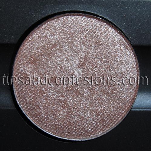 MAC Eye Shadows Grand Entrance