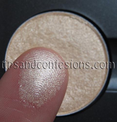 MAC Eye Shadows Soft Force2