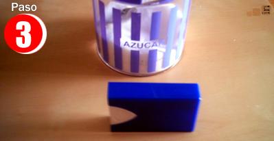 Reciclar una caja de Smint en un dispensador de azúcar Reciclar una caja de Smint en un dispensador de azúcar
