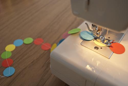 La guirnalda de papel de la terraza de Mayka La guirnalda de papel de la terraza de Mayka