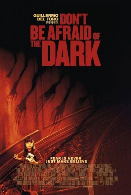 don'tbeafraid Poster inglés de Don’t be afraid of the dark
