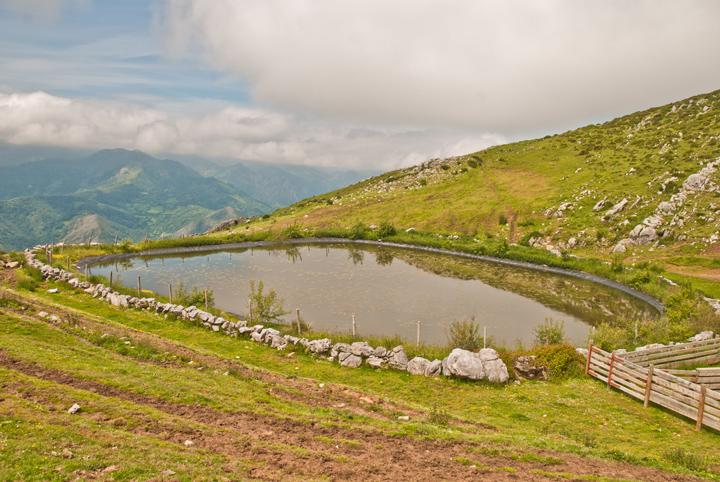 De Sobrevitsa a Sobia, en Teverga.  Por Max.