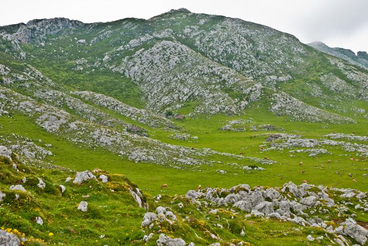 De Sobrevitsa a Sobia, en Teverga.  Por Max.