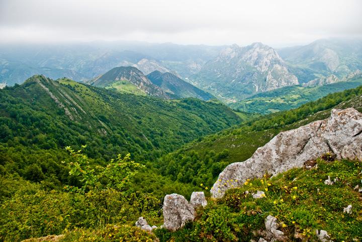 De Sobrevitsa a Sobia, en Teverga.  Por Max.