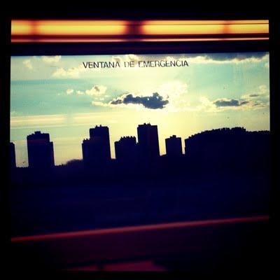 Algo muy grande va a pasar Algo muy grande va a pasar