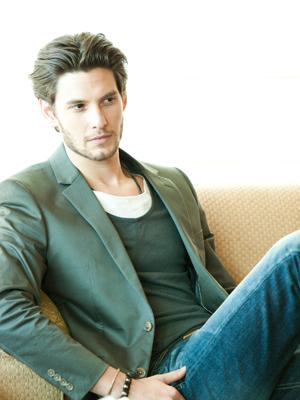 Ben Barnes reemplazará a Sam Claflin en The Seventh Son