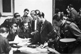 España da inicio al reclutamiento de voluntarios para la División Azul - 27/06/1941.