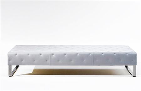 SOFÁ DE CUERO MINIMALISTA SOFÁ DE CUERO MINIMALISTA