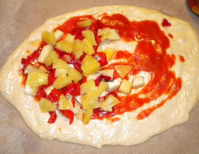 Calzone de piña y jamón Calzone de piña y jamón