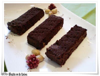 Barritas de choco y pistacho. Ya de vuelta Barritas de choco y pistacho. Ya de vuelta