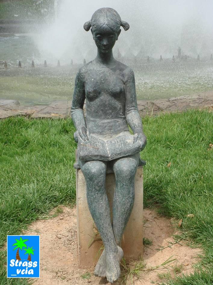 La niña de las coletas Niña de las coletas