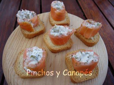 ROLLITOS DE SALMÓN ROLLITOS DE SALMÓN