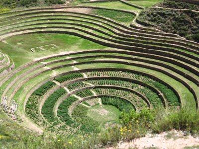 LAS RUINAS CIRCULARES: ANDENERIA DE MORAY