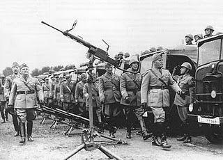 El Duce constituye el Cuerpo Expedicionario Italiano en Rusia (CSIR) - 10/07/1941.