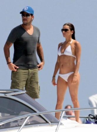 Eva Longoria y Eduardo Cruz de Marbella a Londres