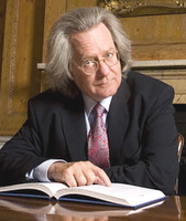 “Contra todos los dioses” “Contra todos los dioses”