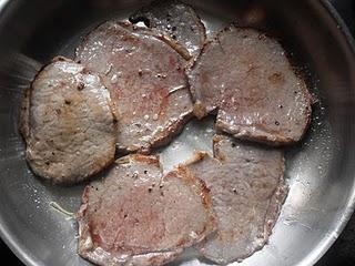 FILETES DE TERNERA EN SALSA FILETES DE TERNERA EN SALSA