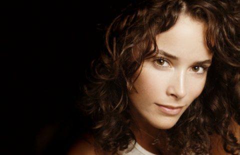 Abigail Spencer se incorpora a Oz, the Great and Powerful