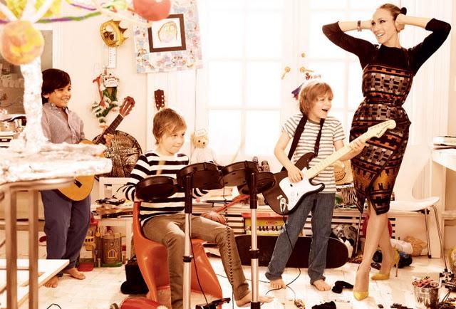 SARAH JESSICA PARKER & FAMILY (VOGUE US AUGUST 2011)