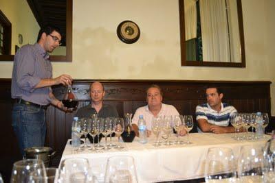 CAUS LUBIS EN VERTICAL, UNA CATA PARA NO OLVIDAR ( VIJAZZ 2011 ) CAUS LUBIS EN VERTICAL, UNA CATA PARA NO OLVIDAR ( VIJAZZ 2011 )