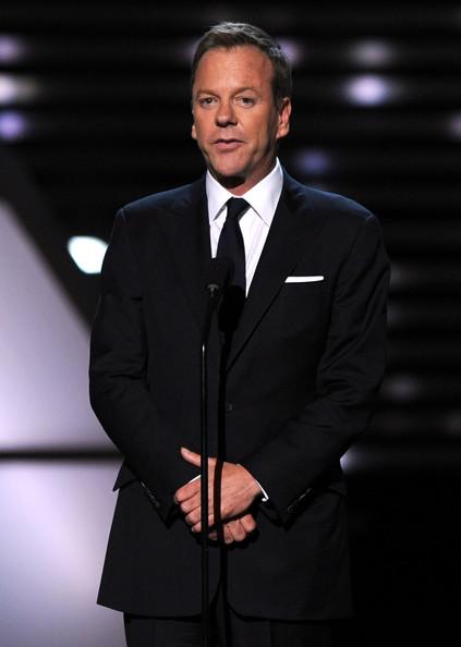 UNA GALA CON MUCHO CORAZÓN & GLAMOUR: THE 2011 ESPY AWARDS Actor Kiefer Sutherland speaks onstage at The 2011 ESPY Awards at Nokia Theatre L.A. Live on July 13, 2011 in Los Angeles, California.