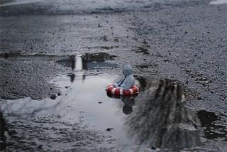 :: Isaac Cordal :: :: Isaac Cordal ::
