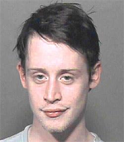 Detenido EN DOS PALABRAS….MACAULAY CULKIN