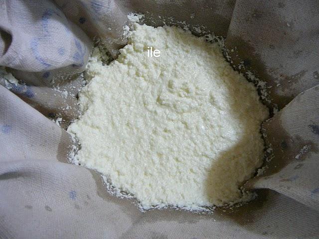 Queso casero a base de yogur - Parece queso feta Queso casero a base de yogur - Parece queso feta