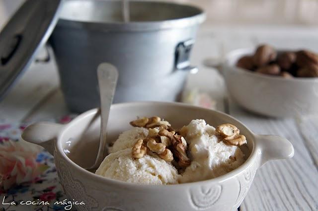 Helado de miel y nueces