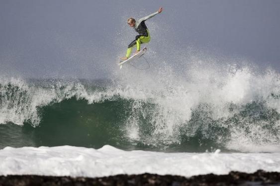 Jordy Smith repite victoria en el Billabong Pro J-Bay 2011