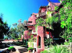 Las 'suites' del Hotel Marbella Club son obra de este arquitecto boliviano - malagahoy.es