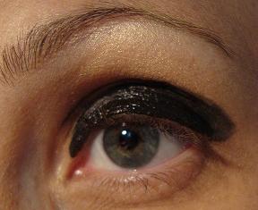 LOOK PASO A PASO SMOKEY EYES LOOK PASO A PASO SMOKEY EYES